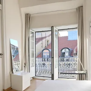 Gasthof Atalaia- Ideal For Single, Lissabon